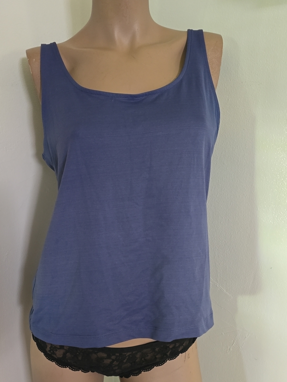 Chicos Womens Blue Halter Top Built In Bra Size 1